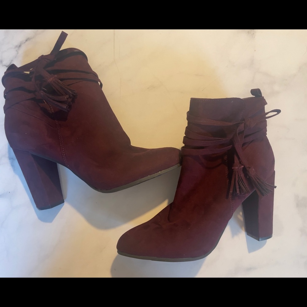 NY&C zipper ankle boots size 8